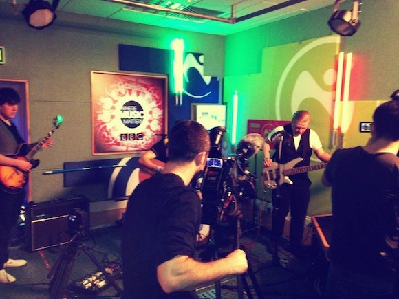 Mojo GoGo Live on BBC Radio