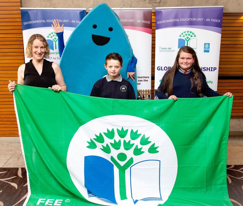 Jennifer Hanlon, Taylor McElhinney and Nakita Parke from Ray National School are pictured at the presentation of Green Flags by An Taisce Green-Schools today at Radisson Blu Hotel, Letterkenny. Ray School was awarded the Green Flag for the Water theme, which is sponsored and supported by Irish Water. This year schools in Ireland saw an average 28.5% decrease per person in water usage – enough water to make 450 million cups of coffee - thanks to their involvement in the Water theme. This year 191 schools across Ireland will be awarded the Green Flag for the Water theme; 10 of which were awarded to schools from Donegal today.