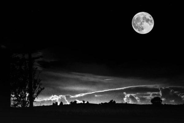 Anthony McGlynn's supermoon capture over Whitecross Raphoe. 10,30pm