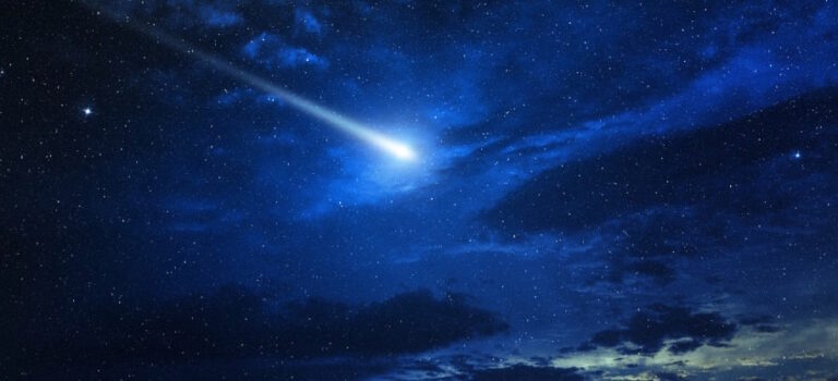 Stargazers watch out best meteor shower of the year tonight