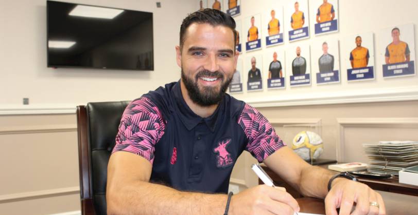Stephen McLaughlin signs new two-year contract at Mansfield Town ...